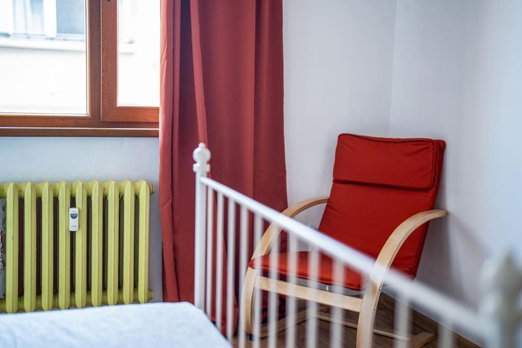 Central Apartment 2Bd Next To Vitosha Bul. Sofia Buitenkant foto